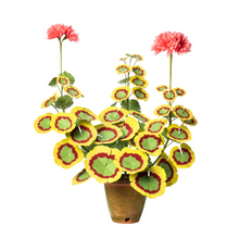 Load image into Gallery viewer, The Green Vase potted geranium